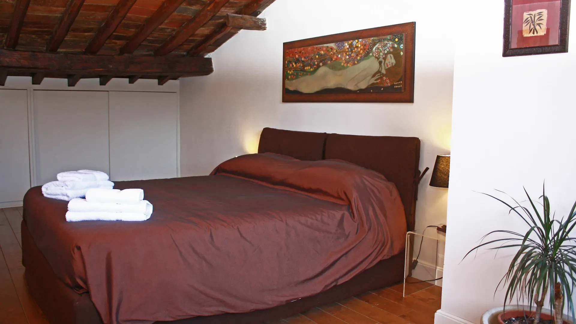 Family Apartments Florence Italy