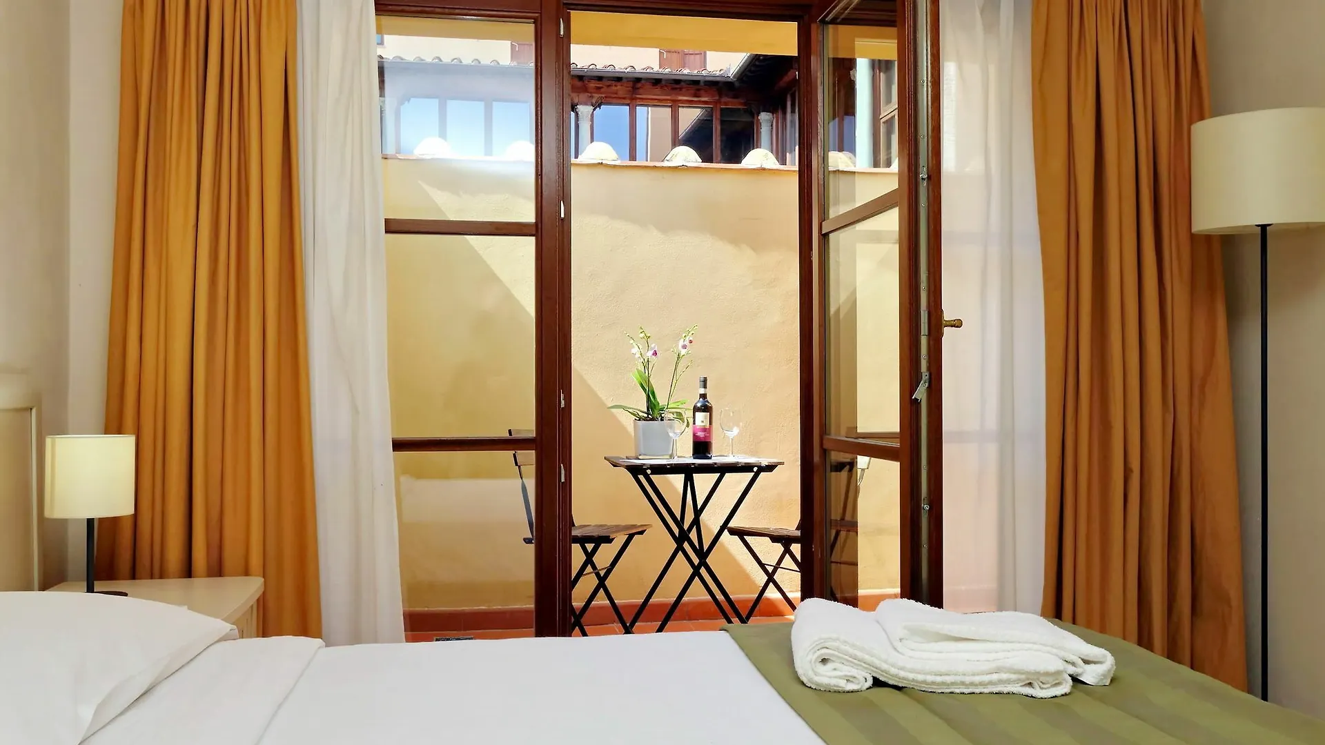 Family Apartments Firenze