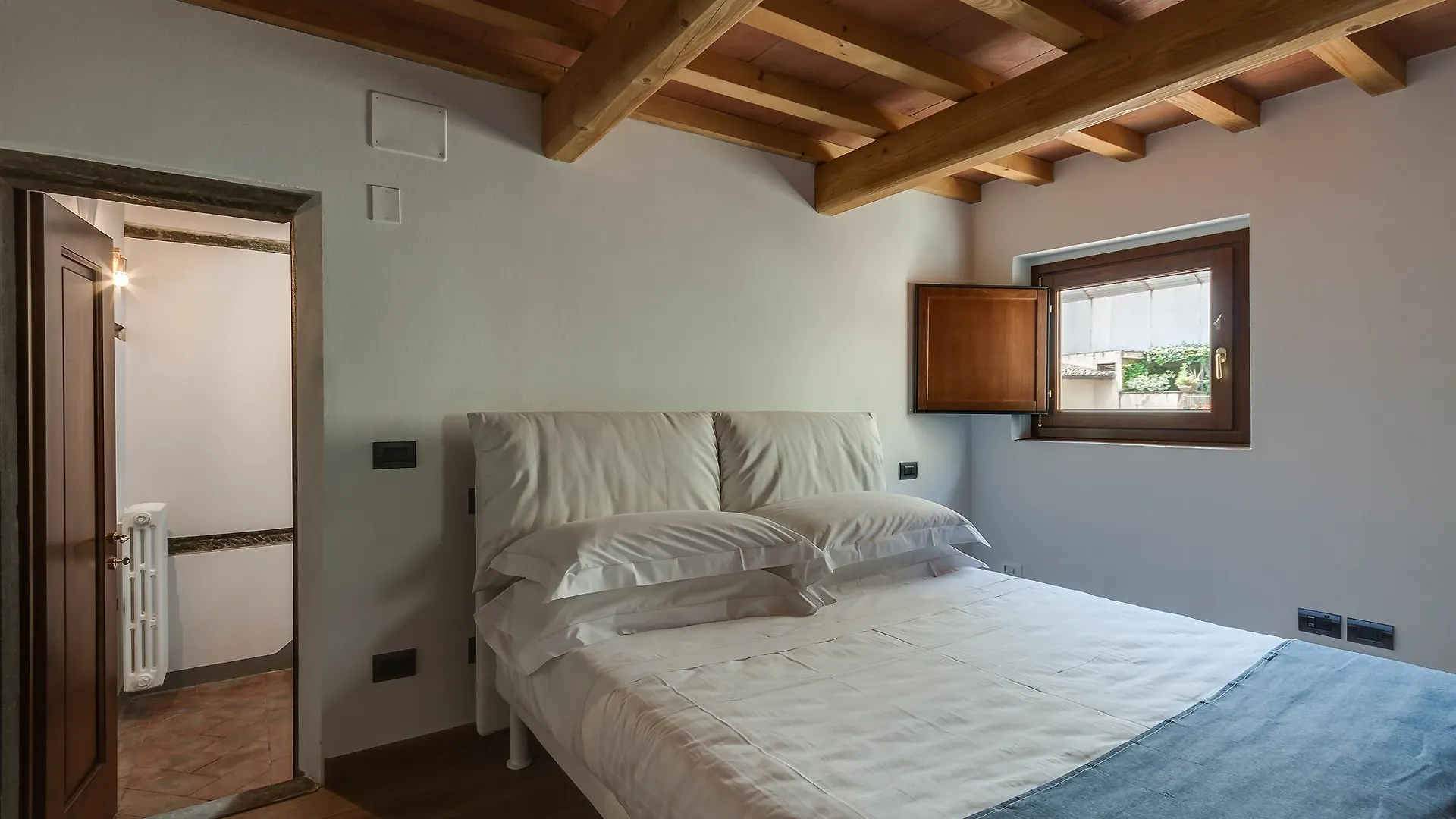 Family Apartments Florence Italy